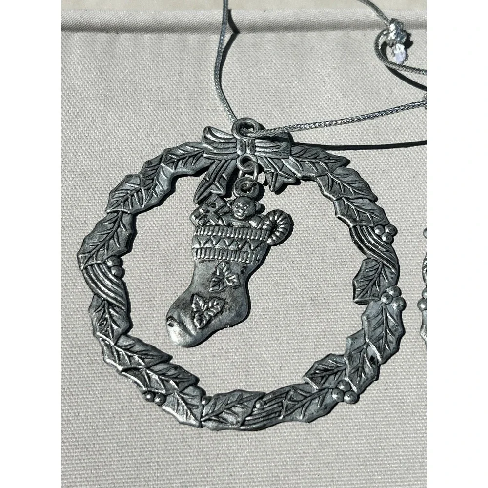 Vtg Pewter Christmas Ornaments 6 Round Cat Horse Angel Snowman Stocking Santa‎